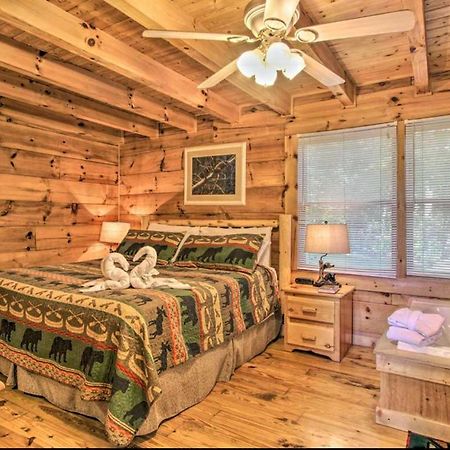 Lazy Bear Cabin Sevierville Bagian luar foto