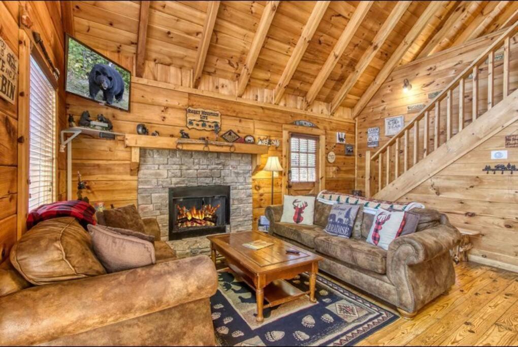 Lazy Bear Cabin Sevierville Bagian luar foto