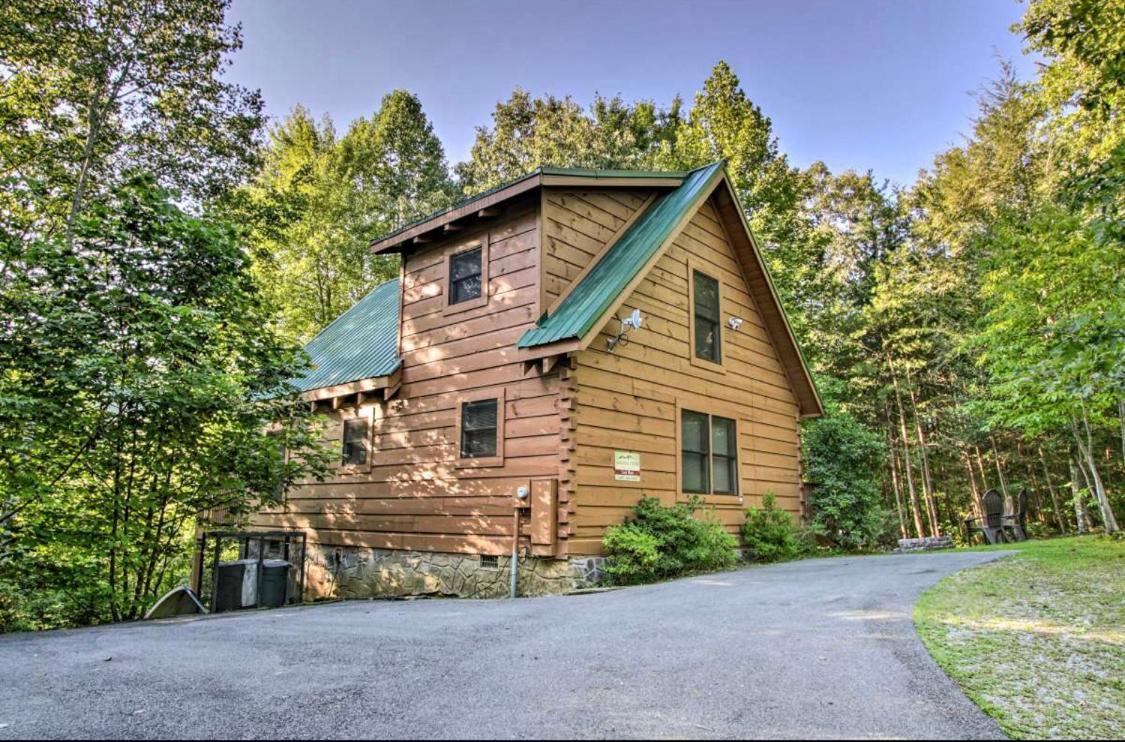 Lazy Bear Cabin Sevierville Bagian luar foto